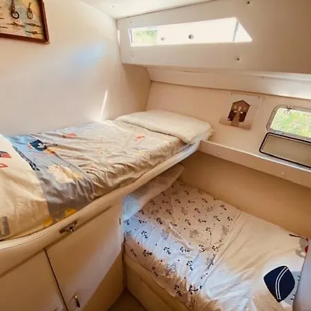Bateau Peniche A Quai 6 Couchages بوتيل كولومبير
